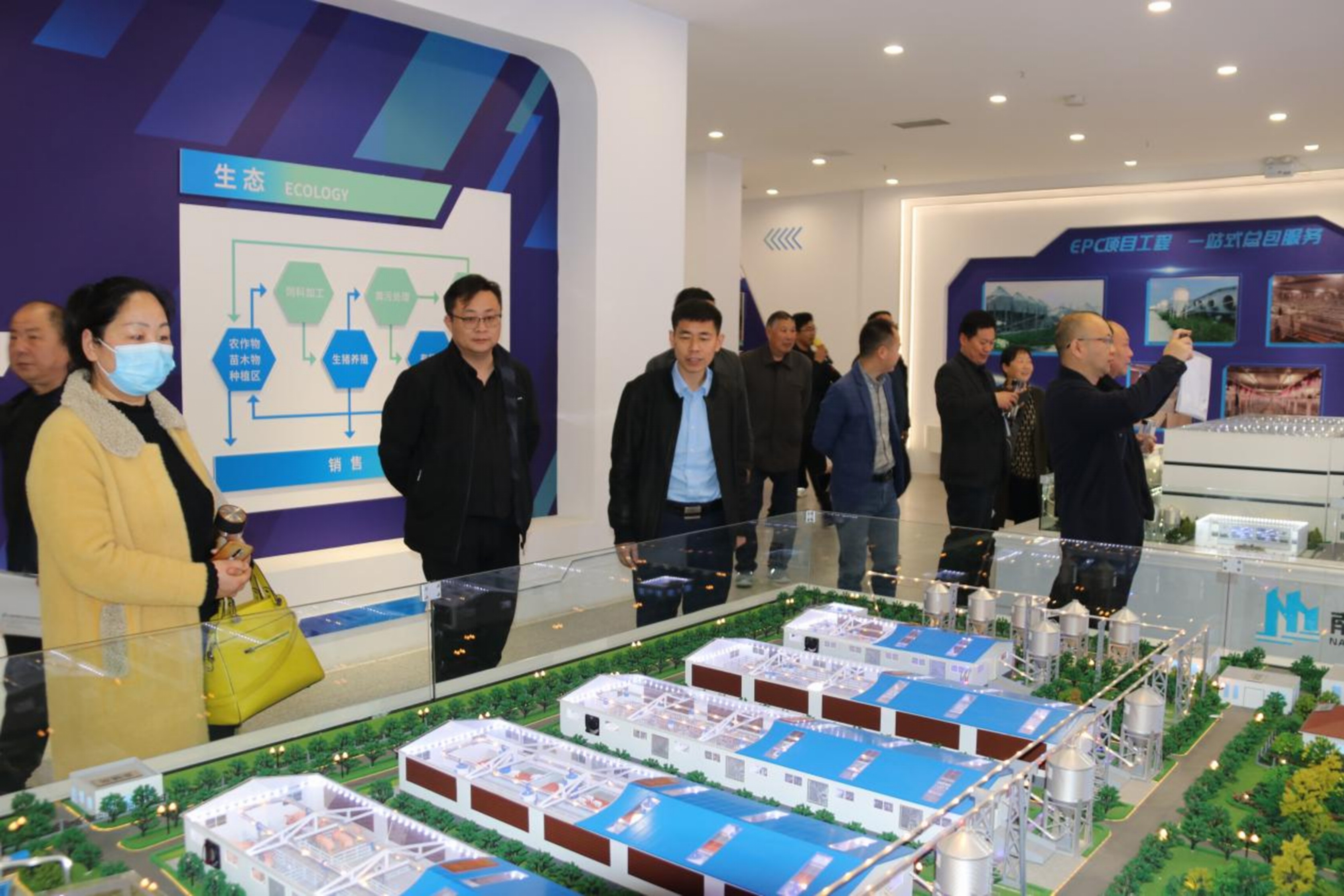 嘉宾展厅、车间参观2